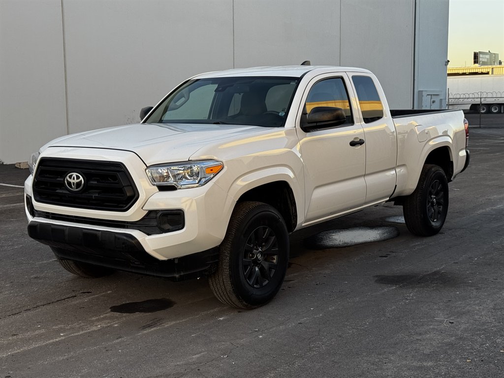 2022 Toyota Tacoma SR