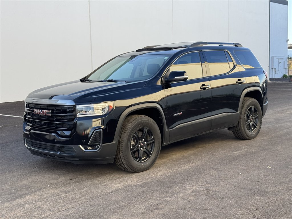 2022 GMC Acadia AT4's photo