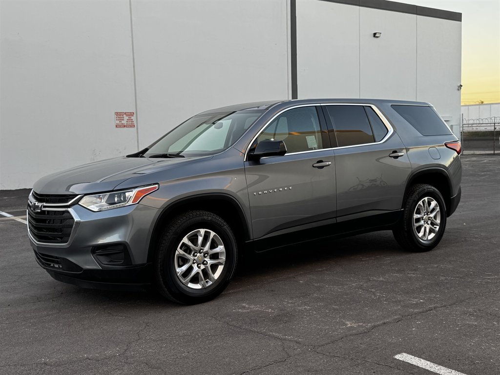 2020 Chevrolet Traverse LS's photo