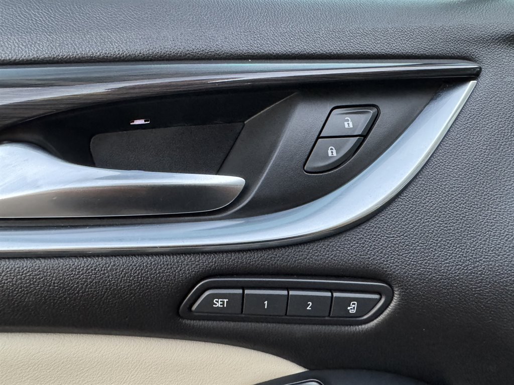 2021 Buick Enclave Premium - Photo 21