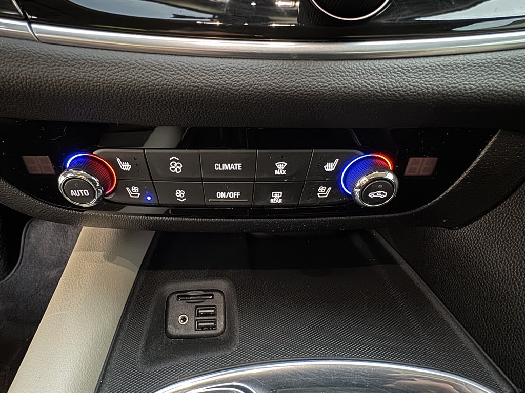 2021 Buick Enclave Premium - Photo 33