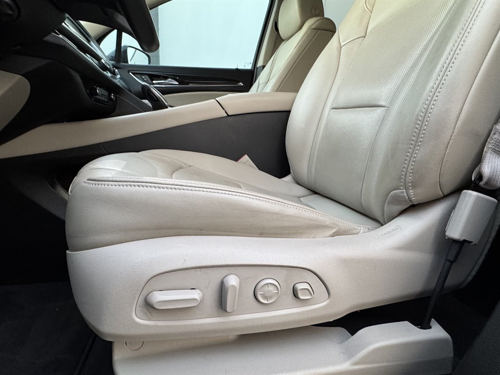 2021 Buick Enclave Premium - Photo 25