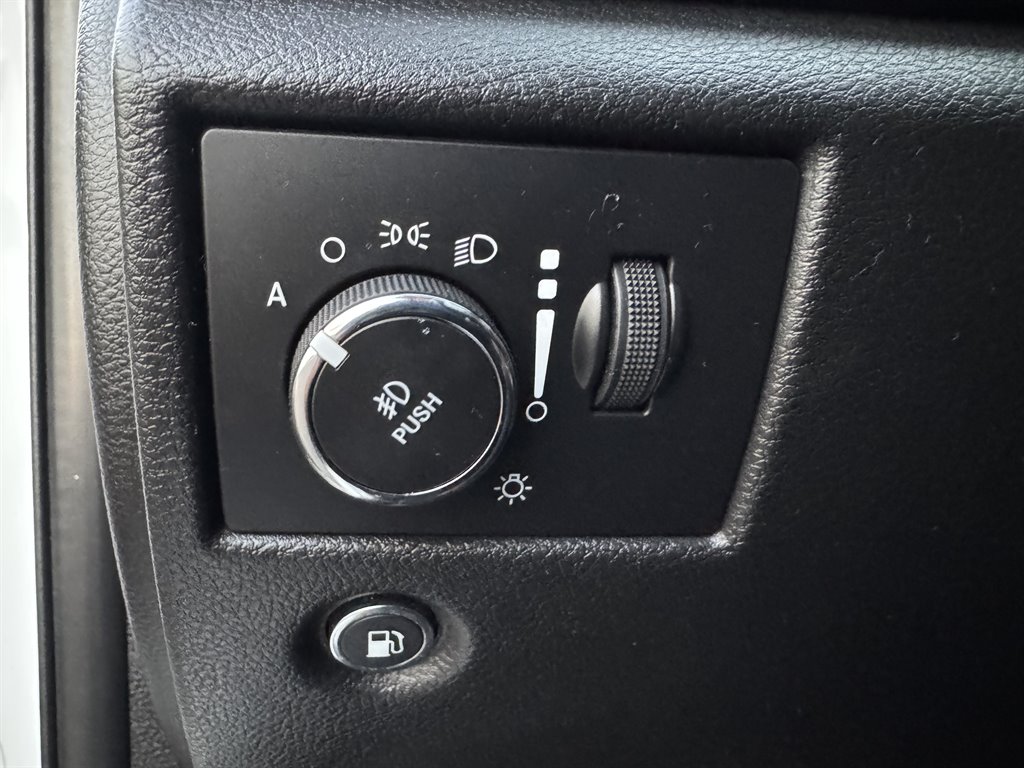 2021 Jeep Grand Cherokee 80th Edition - Photo 21