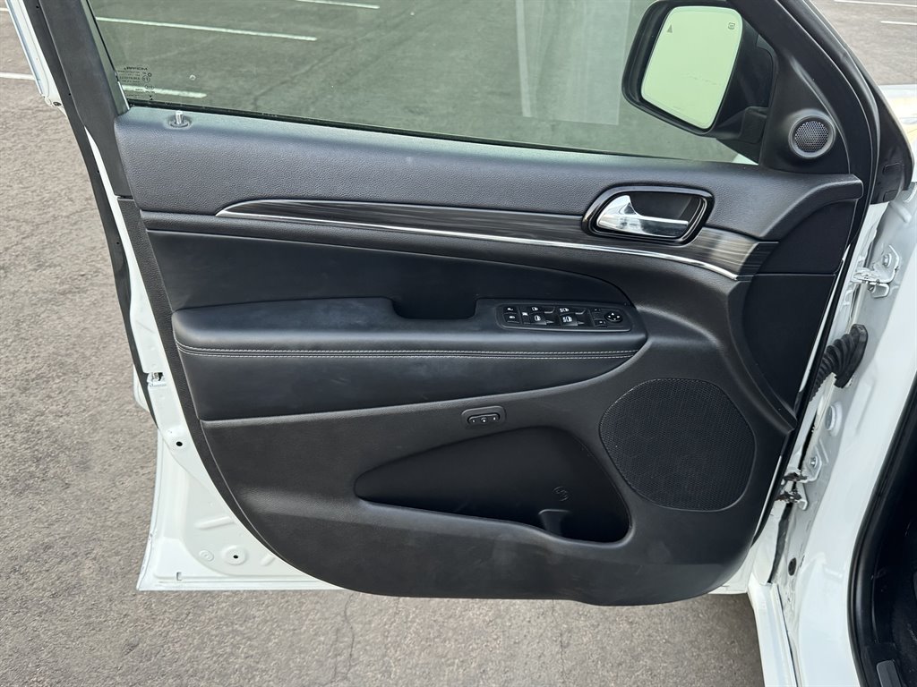 2021 Jeep Grand Cherokee 80th Edition - Photo 17